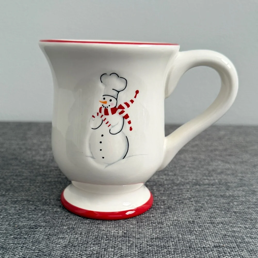 Williams-Sonoma White Red 2007 Snowman Chef Footed Mug Ceramic Winter Coffee